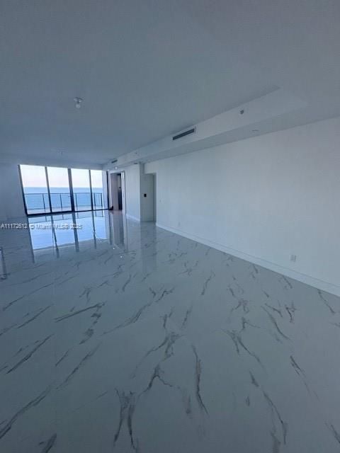 Porsche Design Tower #2905 image #10