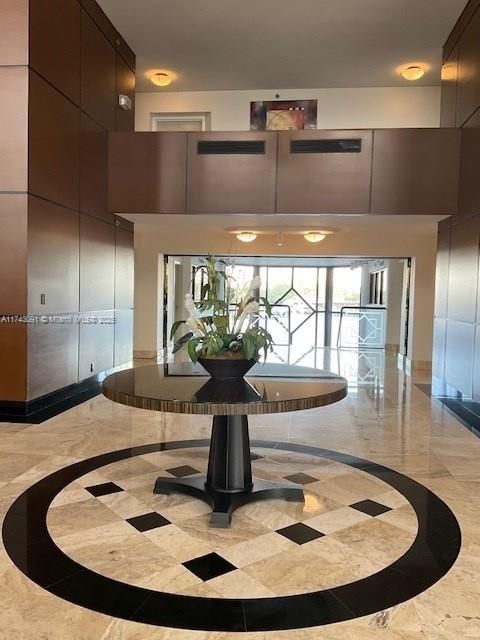 Anchor Bay Club #406 image #12