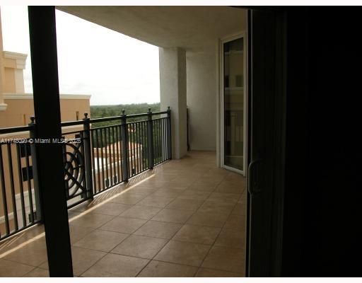 Gables Park Tower #804 image #9