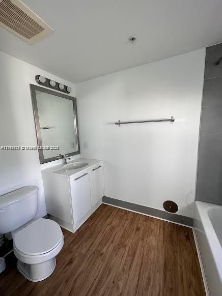 Mint #1105 image #18