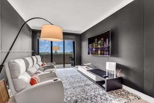 Key Colony III Emerald Bay #525 image #15