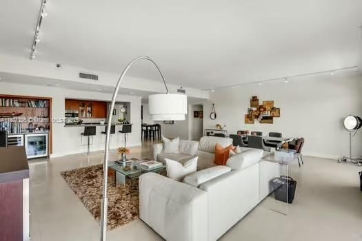 Key Colony III Emerald Bay #525 image #7