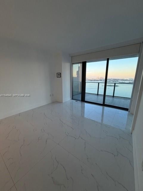 Paraiso Bay #4406 image #11