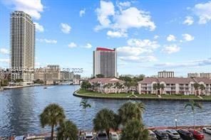 200 Leslie Condo #616 image #8