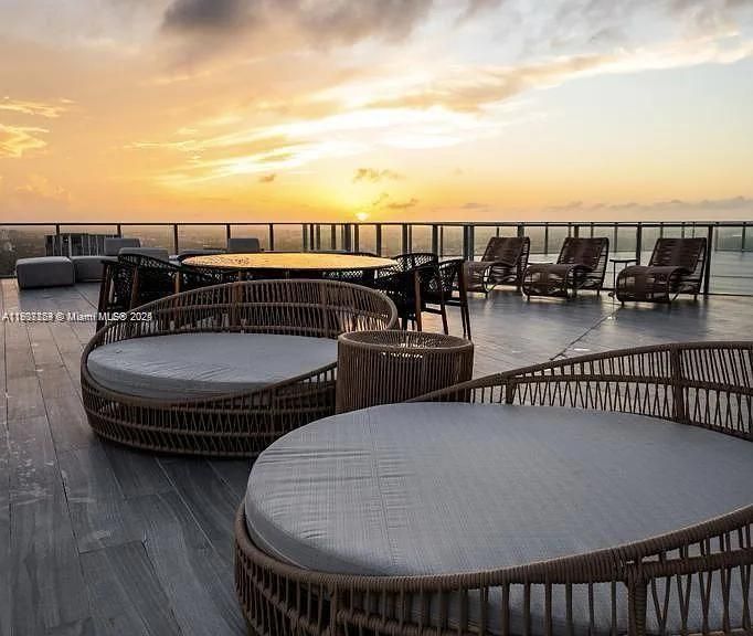 Paramount Miami Worldcenter #4811 image #17