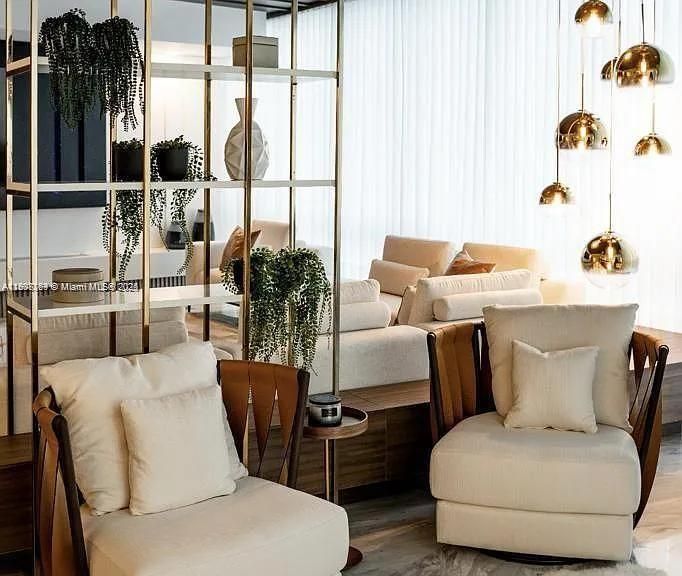 Paramount Miami Worldcenter #4811 image #6