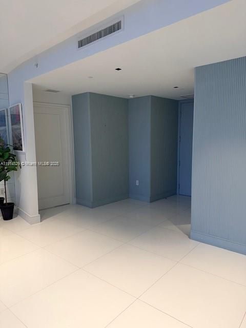 Carbonell #906 image #14