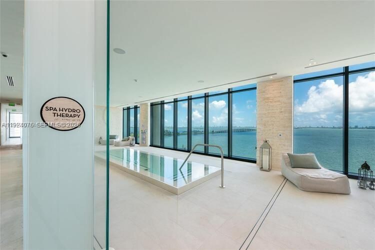 One Paraiso #2805 image #24