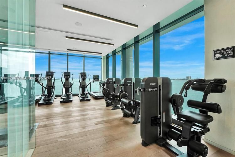 One Paraiso #2805 image #27