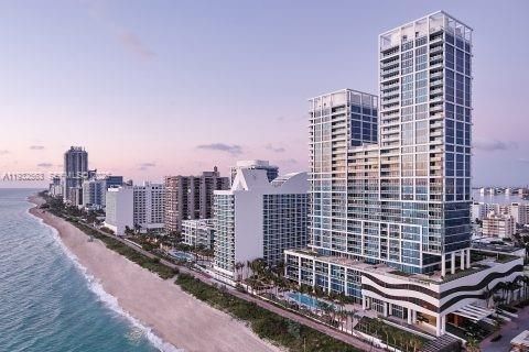 Carillon Condo North Tower #1008 image #55
