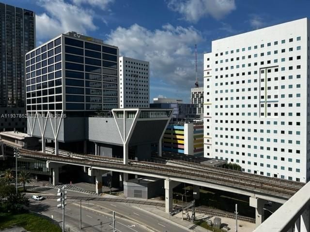 Madison Downtown #W-1503 image #15