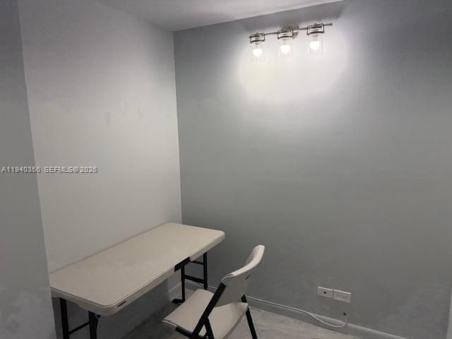 Winston Towers #514 image #27