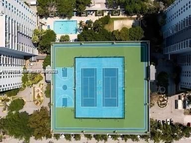 Madison Downtown #E-609 image #21