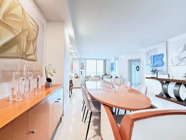 Metropolis at Dadeland #1105 image #6