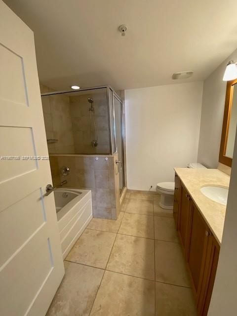 55 Merrick #552 image #20