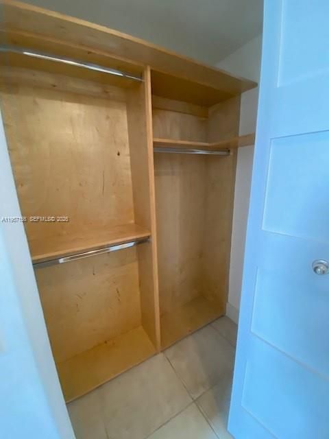 55 Merrick #552 image #22