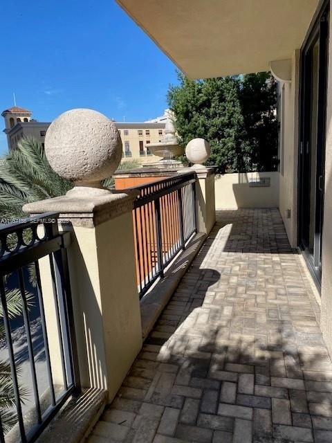 55 Merrick #552 image #36