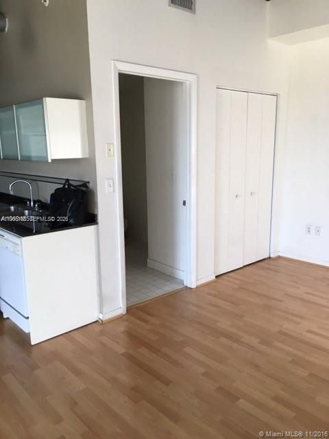 Neo Lofts #704 image #11