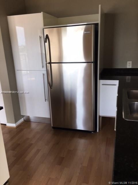 Neo Lofts #704 image #7