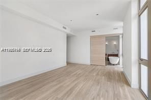 Villa Valencia #303 image #27