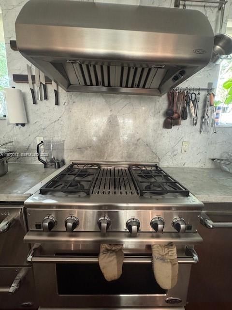 The Fontana #103 image #6