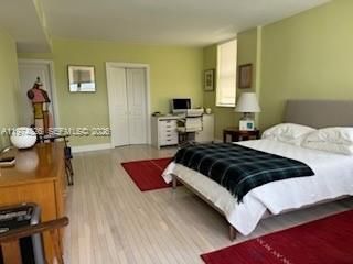 Corinthian Condo #14A image #27