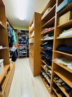 Corinthian Condo #14A image #31