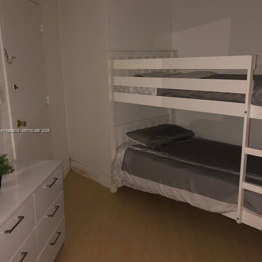 Four Ambassadors #342 image #8