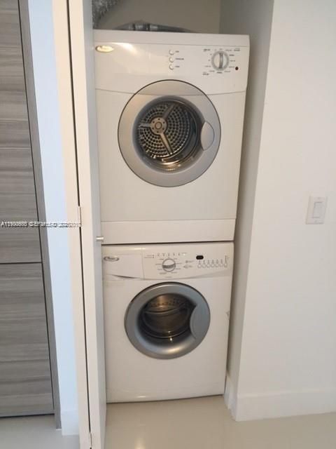 Brickell House #2500 image #12