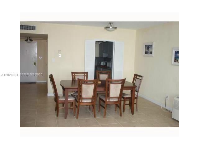 Carriage House #1213 image #19