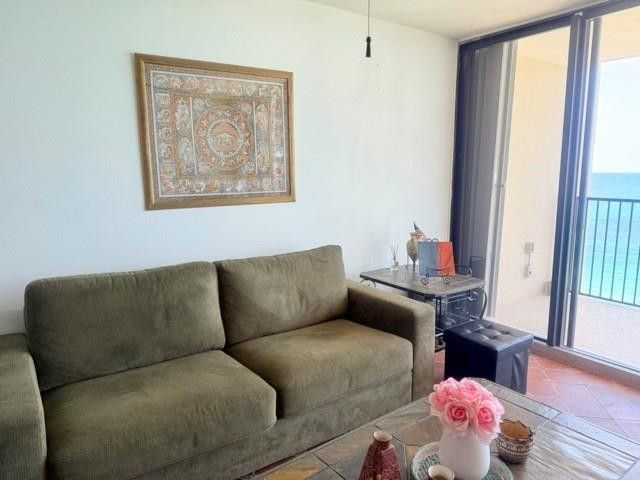 Grenoble at Quadomain #2502 image #21