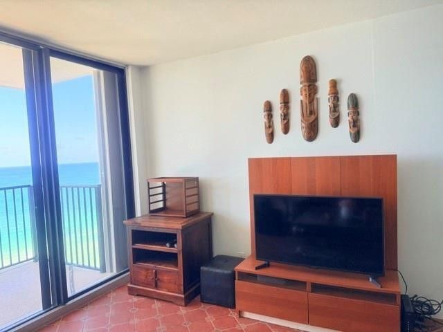 Grenoble at Quadomain #2502 image #22