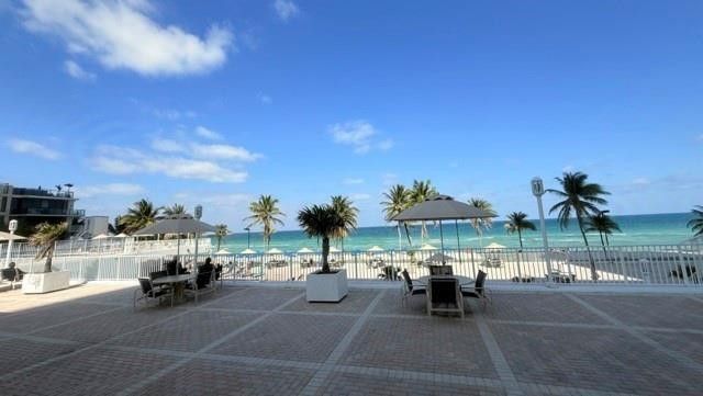 Grenoble at Quadomain #2502 image #44