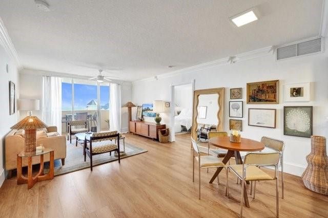 The Vue #1406N image #15