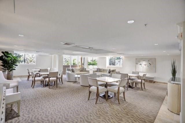 The Vue #1406N image #27