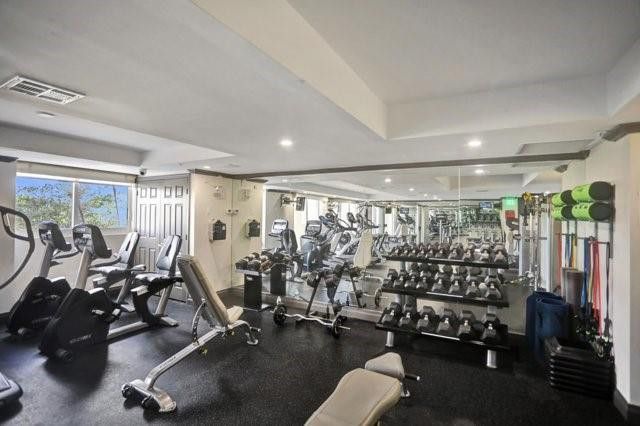 The Vue #1406N image #29