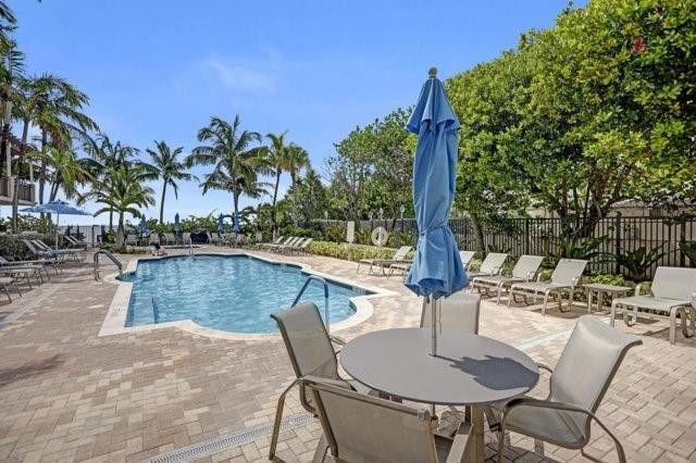 The Vue #1406N image #36