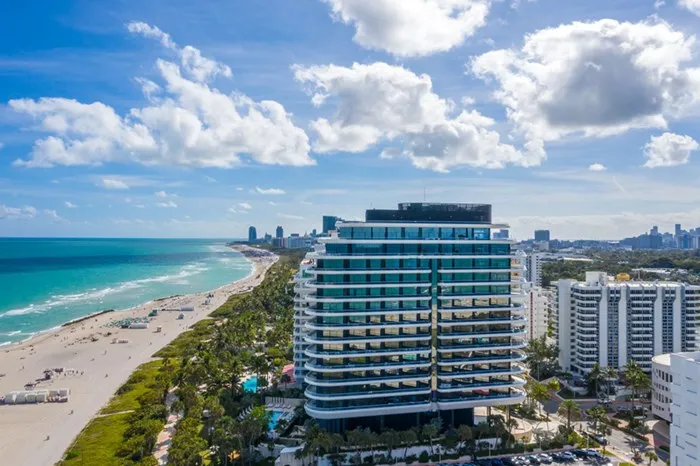 Faena House - Mid-Beach
