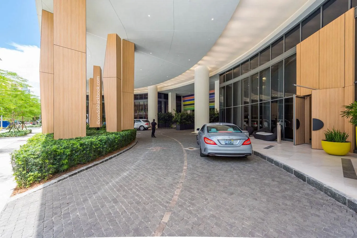Brickell Heights Port Cochere entrance in Brickell Miami