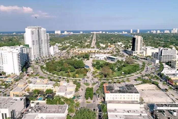 Young Circle - Hollywood Florida