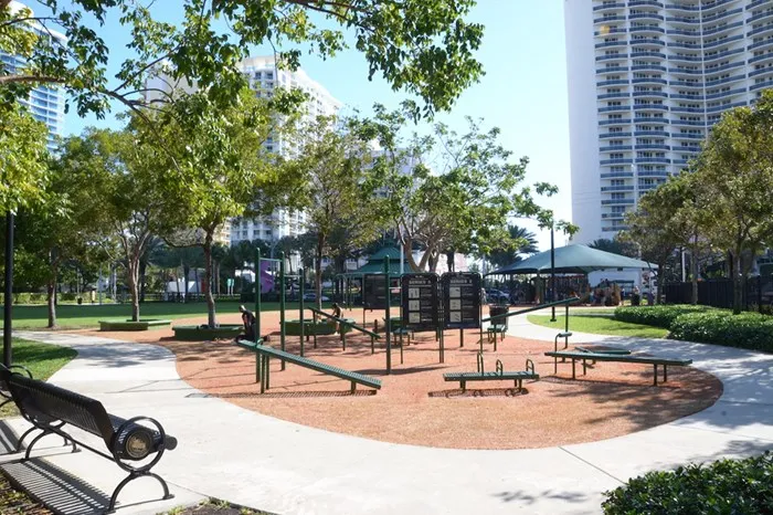 Town Center Park - Sunny Isles Beach