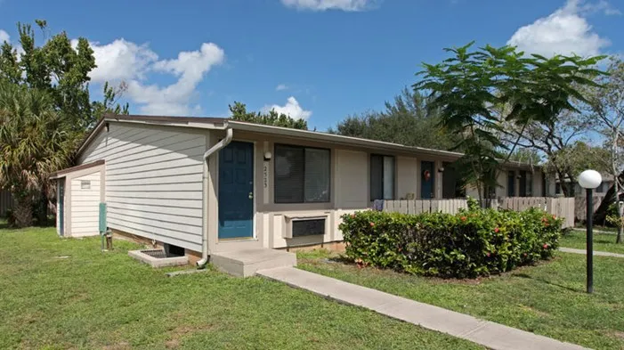 Pair of Apartments Sold for $22.5M – Hollywood