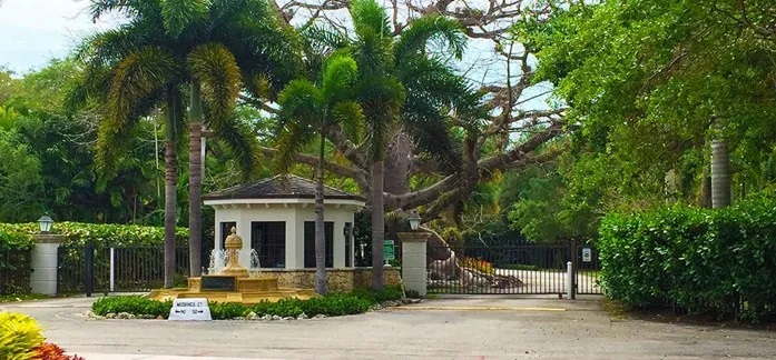 The Moorings - Coconut Grove