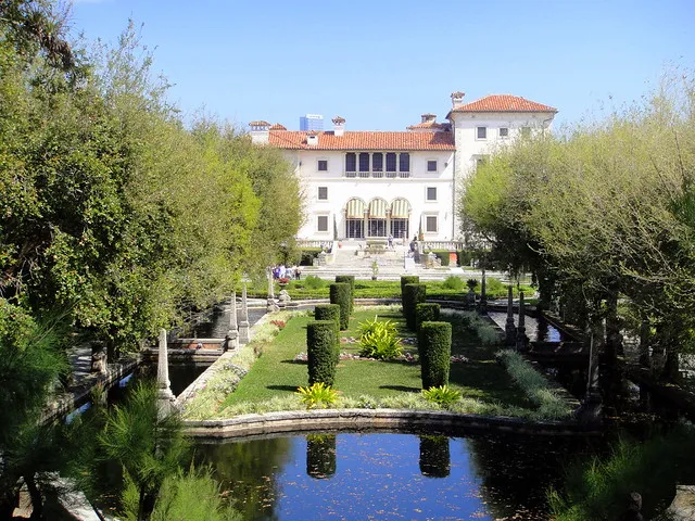 Vizcaya house and gardens