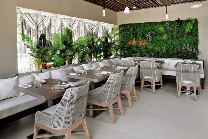 Pamplemousse on the Bay