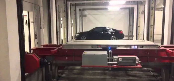 Robot Elevator at Brickell House