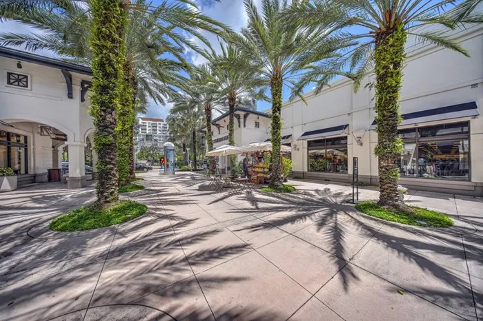 Shops at Midtown Miami