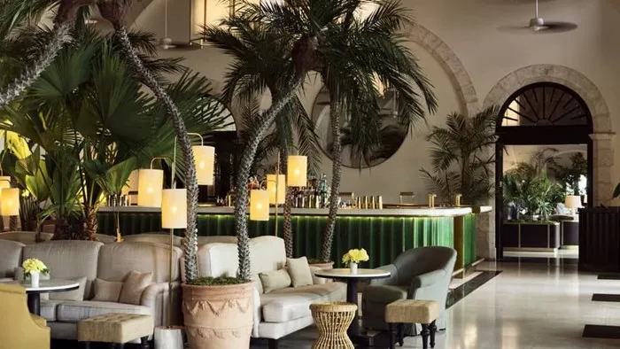 Champagne Bar at the Surf Club