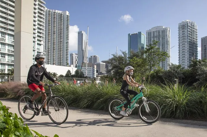 Separated biking and walking paths are great for a safe stroll, run or ride. Photo credit: Robin Hill ©2020