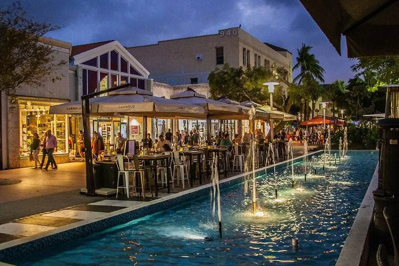 Lincoln Road, South Beach - Miami FL